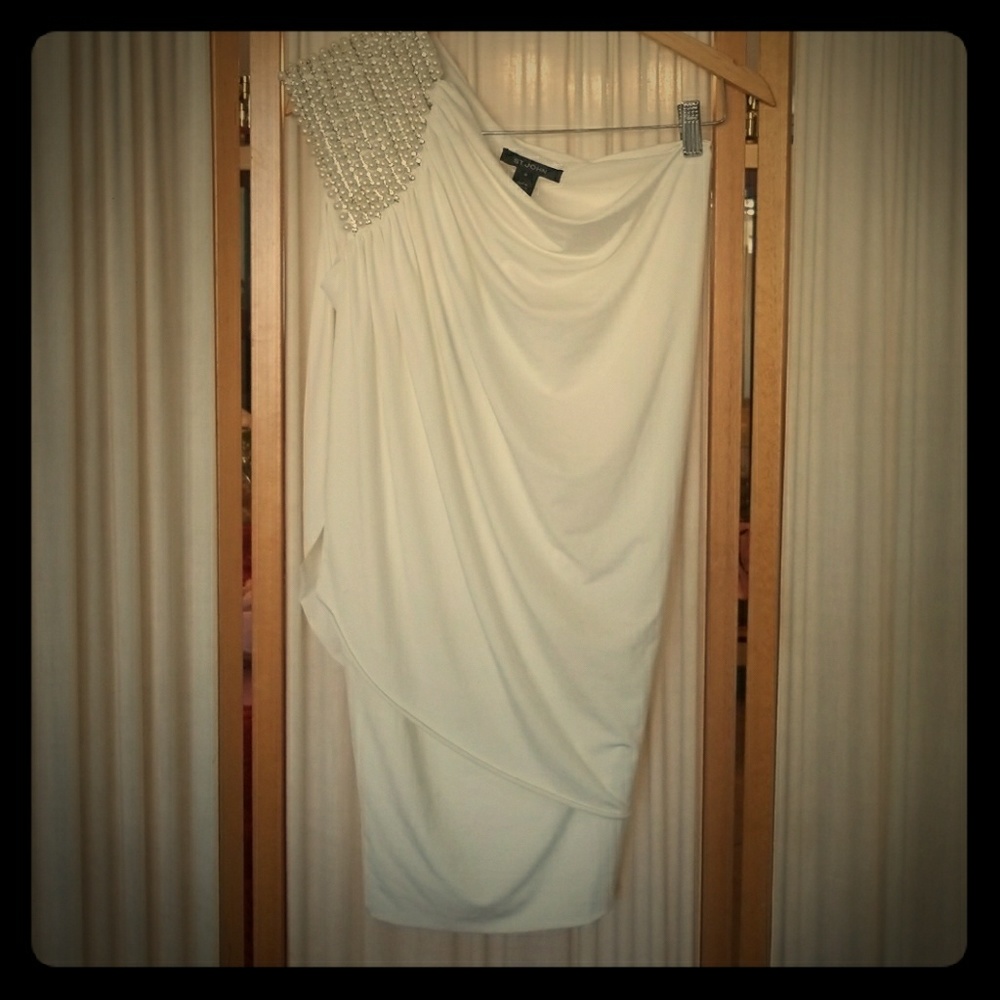 St.john white top with pearls and rhinestones